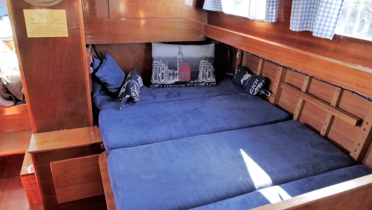 Готель "Om" Yacht Ніда Екстер'єр фото